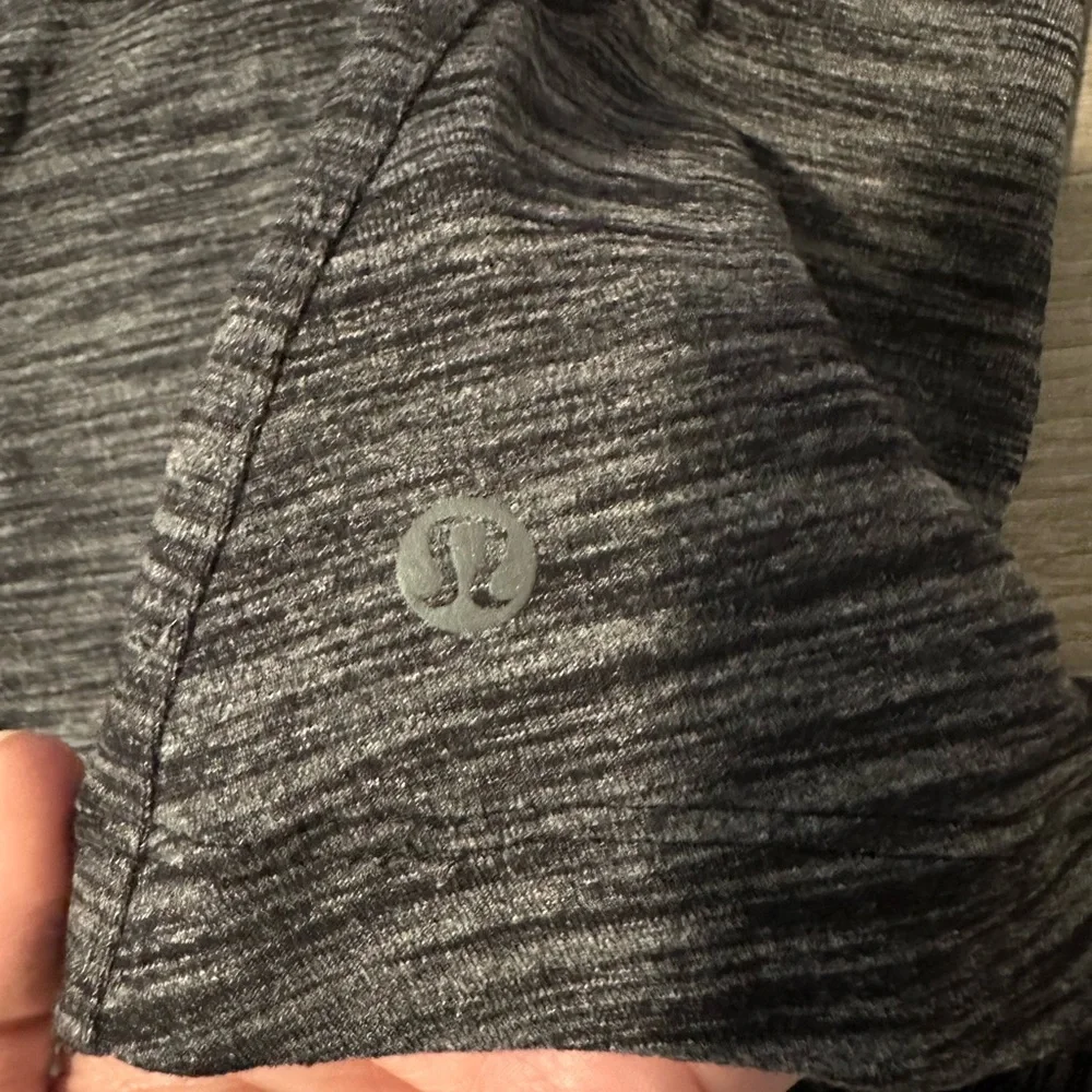 Lululemon‎ Sz 4 &Go Take Off Long Sleeve Athletic Workout Women’s Yoga Shirt Top